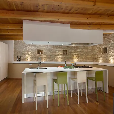 Beautiful In With Kitchen * Matohanci